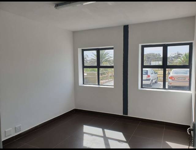 755M² WAREHOUSE FOR SALE IN KILLARNEY GARDENS